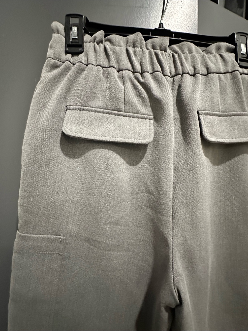 Zara Women’s High waist Light Gray Cargo Pants - Picture 4 of 8